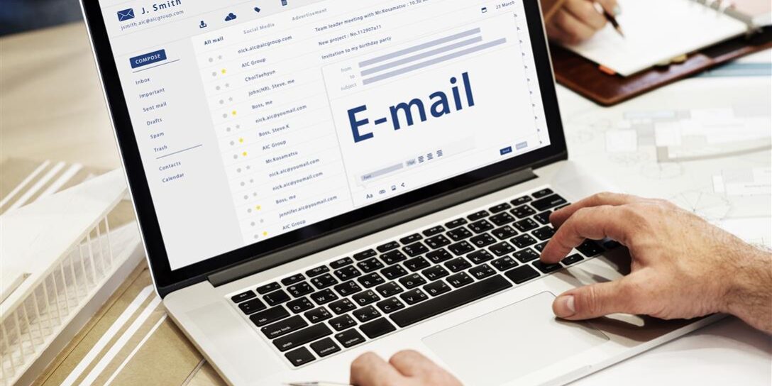 online message communication connection concept 2026 01 07 23 26 48 utc